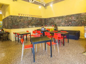 The Hive Singapore Hostel