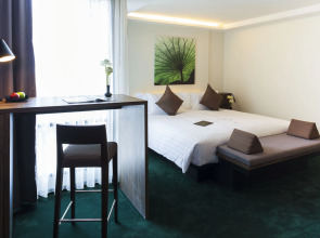 Maitria Mode Sukhumvit 15 Bangkok