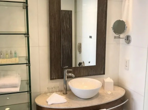 Nina Hotel Causeway Bay