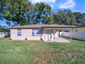 Cozy Plant City Home by RedAwning