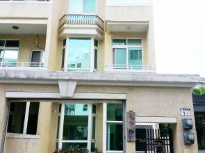 Encounter Hostel