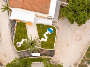 Trypiti Bungalows