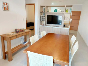 Af-39 NOVO, AR, PISCINA, CHARMOSO E BEM LOCALIZADO