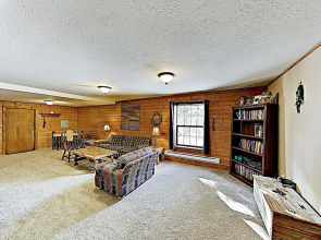 New Listing! Lovely Log Mountain W/ Fireplace 5 Bedroom Home