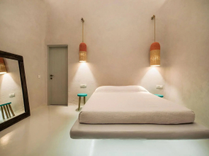 Ammos Oia Mansion