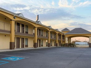 Howard Johnson Express Inn And Suites Florence Sc
