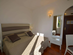 Hotel Clelia Logis