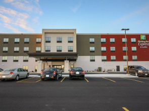 Holiday Inn Express & Suites Kirksville - University Area by IHG