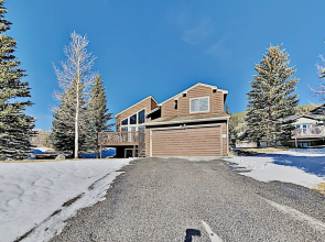 33 Corinthian Circle 4 Bedroom Home by Redawning