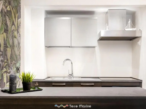 Suite 14, Terre Marine