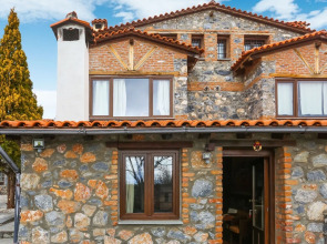 Traditional Holiday Home in Pella With Jacuzzi