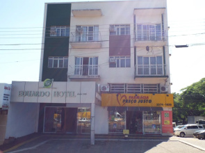 Eduardo Hotel