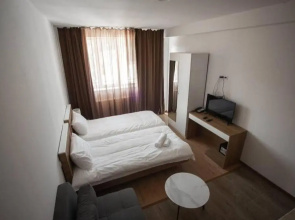 1 bedroom flat with free parking