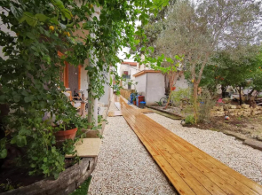 The Cabrio House- Unique CITY CENTER loft with Garden