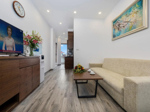 Granda West Lake Apartment