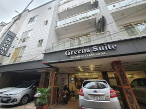 Greens Suite - Business Class Hotel - Fully Vaccinated Staff