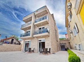 Apartments Bojana