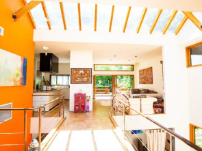 The Bel Air Treehouse