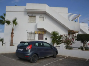 Calle Pluton 77