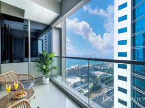 LUX - Marina Ocean View Suite 1