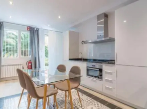 Mit House Avenida America En Madrid Capital