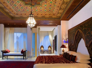 Отель Raffles Dubai