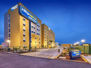 City Express by Marriott Celaya Galerias