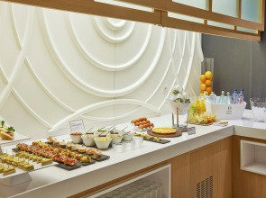 Отель NH Collection Barcelona Gran Calderón