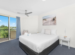 Alexander Beachfront Apartments
