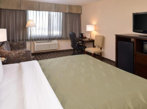 Quality Inn & Suites Montebello - Los Angeles