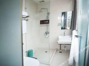 Yakeju Hotel