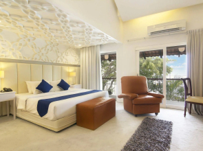 Nongsa Point Marina & Resort