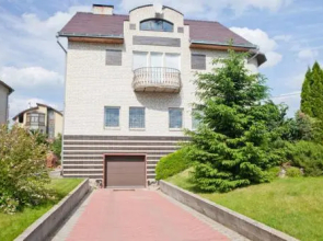Guest House v Petrovskom