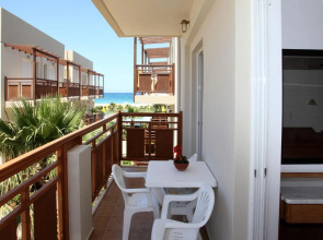 Ilian Beach & Apartments
