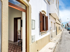 Casa Pombalinho by MarsAlgarve