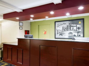 Super 8 by Wyndham Bangor