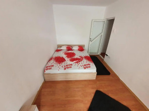 Apartament Parter 3 Strada Rozelor