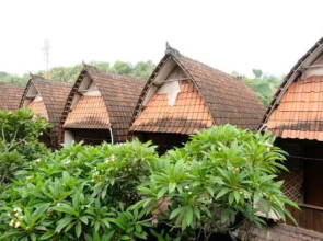 Kerti Beach Bungalow and Restaurant
