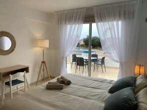 Narcissos Nissi Beach apartment C2