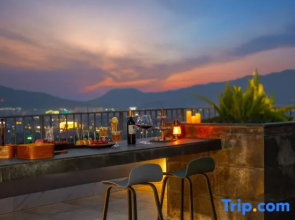 Tengchong Puju Hot Spring Hotel