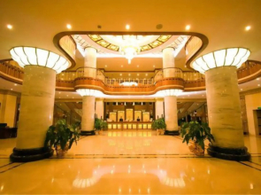 Golden Phoenix Hotel