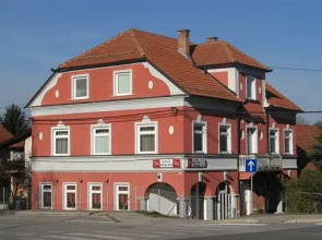 Vila Pekre