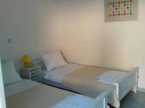 Falopa Apartments