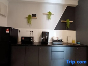 The Horizon Ipoh Dual L12 by Grab A Stay