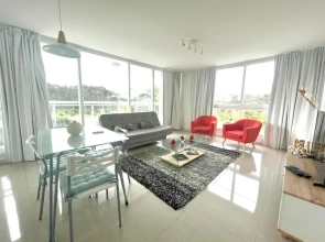 Apartamento en Torre One II (cerca de la playa, con piscina)