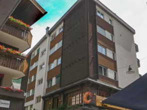 Apartment Center