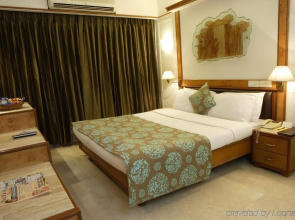 Hotel Regal Enclave