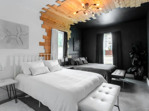 King Kasa 6 Bedroom Walk 6 min to Rainey St
