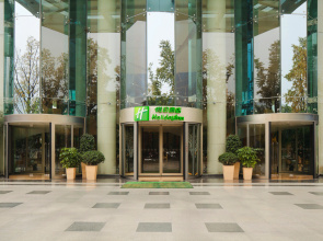 Holiday Inn West & East Century City