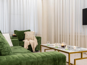 Bon voyage на улице Даниялова